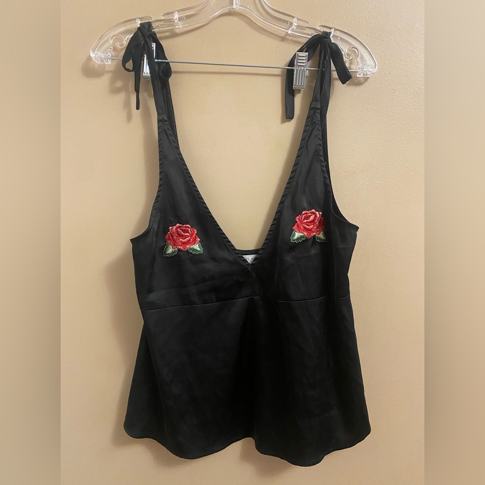 HONEY PUNCH Black Satin Style Top W/ Rose Patches As Is